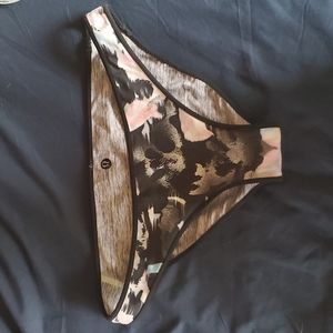 Lululemon Bikini Bottom, 4